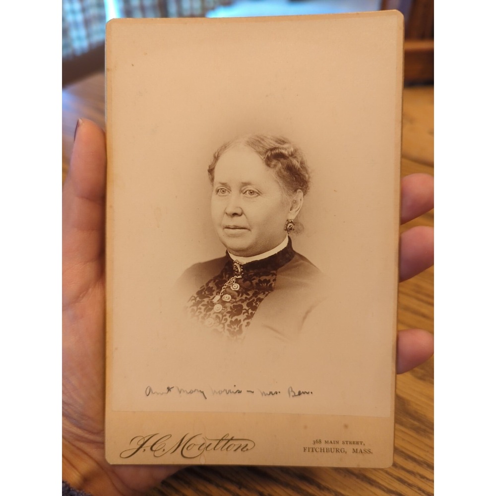 Antique Cabinet Card Photo Victorian Portrait Lady Fitchburg Massachusetts 1888